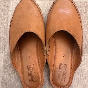 Mohinders Women’s Heritage Solid Leather Slides Small Batch 7